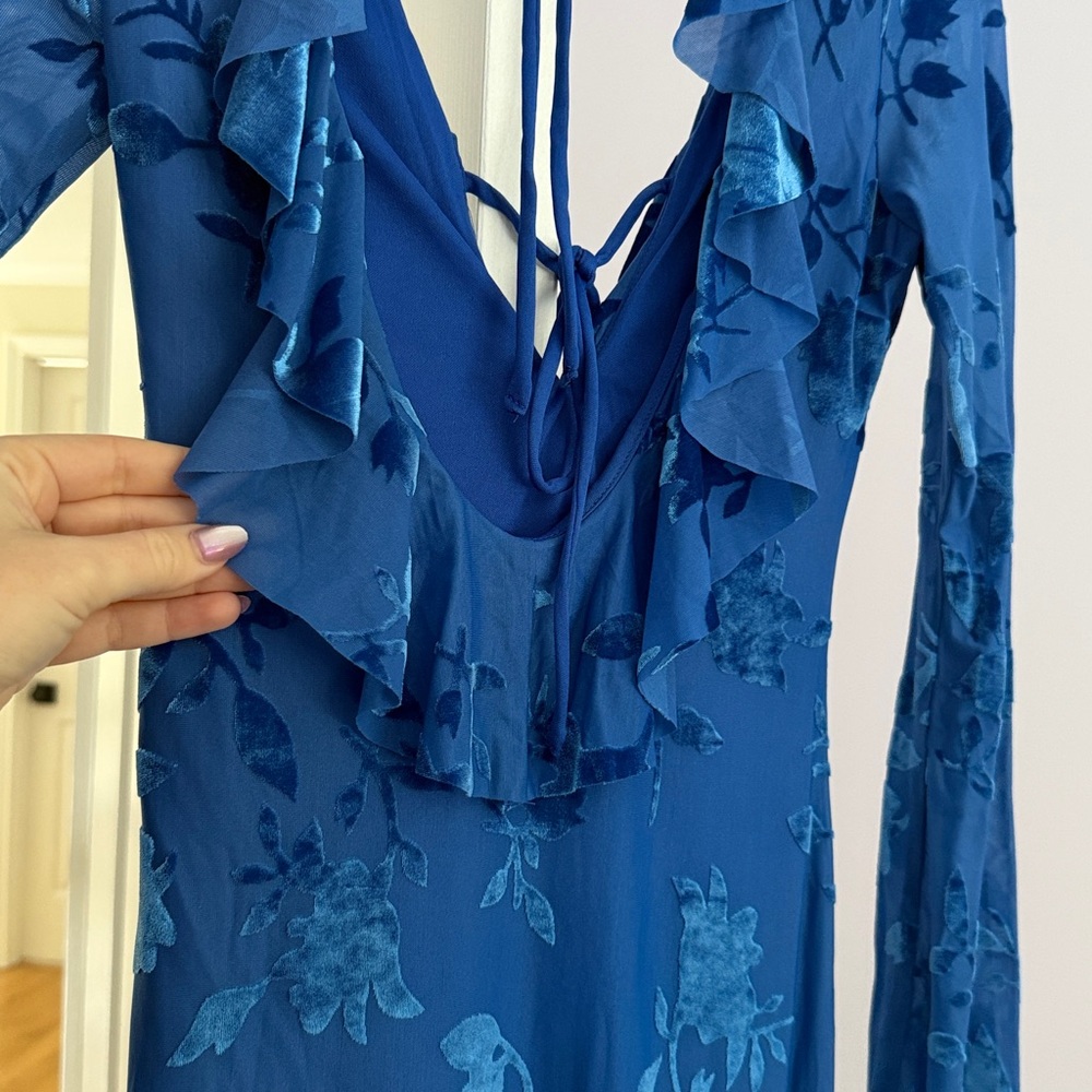 NWT HELLO MOLLY FRIENDS TO LOVERS LONG SLEEVE MAXI DRESS BLUE - Picture 13 of 13